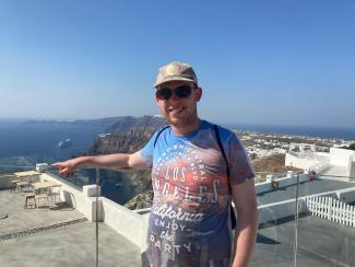 Daniel Barker online music teacher on his holidays