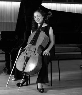 Ursula Miethe Flores online cello teacher with Your Space Music Lessons