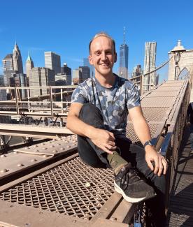 Online singing tutor Peter Edge with Your Space Music Lessons in New York