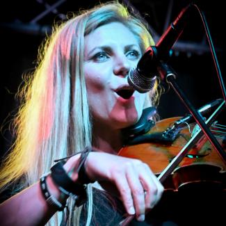 Online violin instructor Laura Boston Barber from Your Space Music Lessons