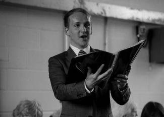 Peter Edge Online Singing Teacher with Your Space Music Lessons